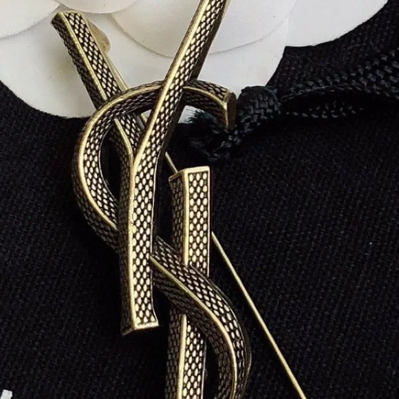 Saint Laurent Black and Gold Intertwined Brooch - Picture 4 of 4